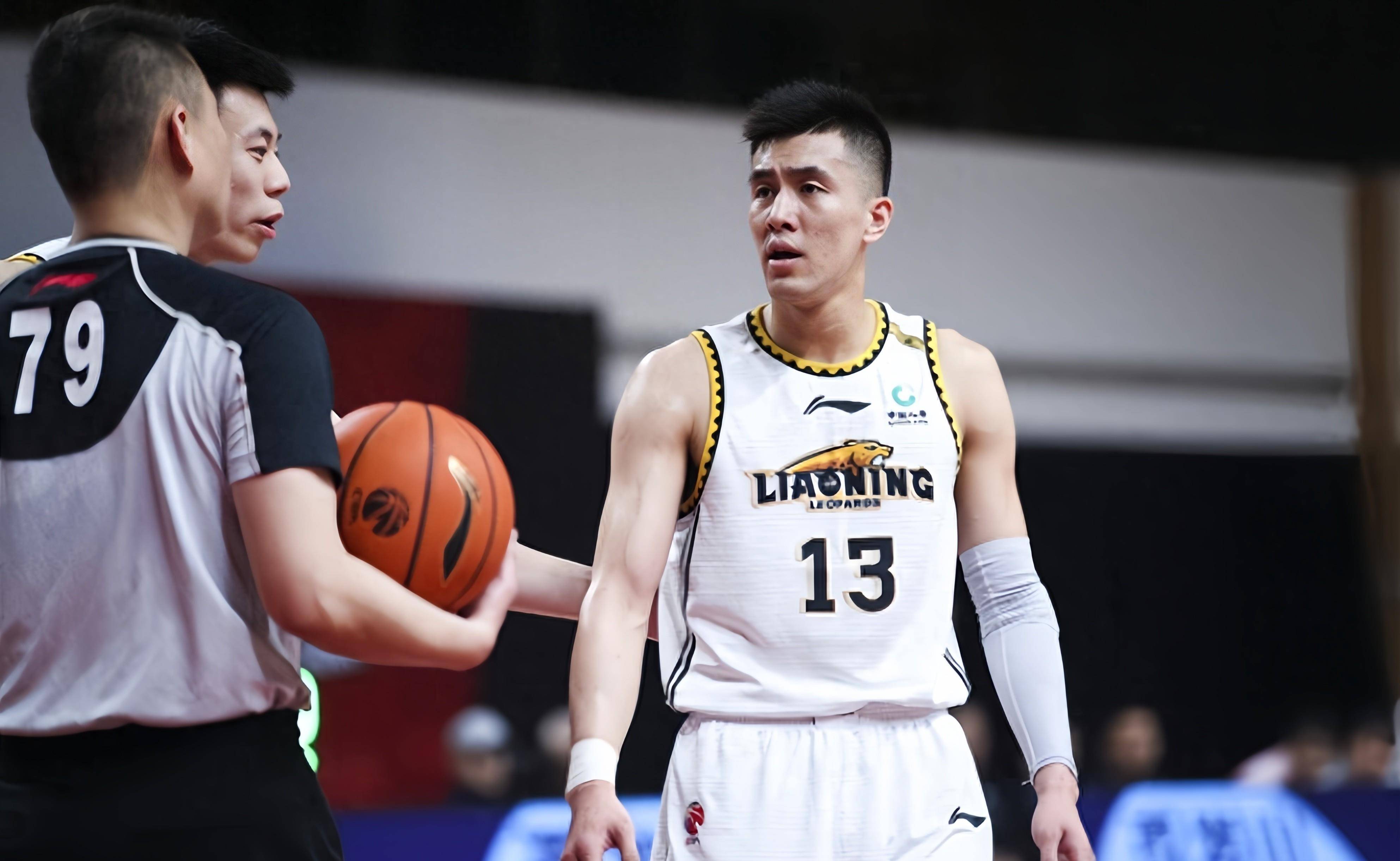 关于赛地聚焦——CBA常规赛赛后热度飙升；多伦多猛龙绝杀压哨；更衣室稳定；资深球员宣示担当的信息-ayx